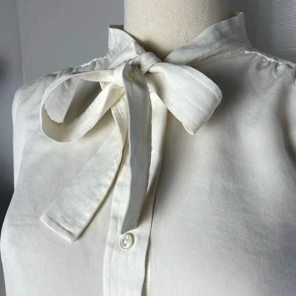 Brooks Brothers Neck Tie Cream White 100% Silk Blouse Size 8 - Picture 3 of 9